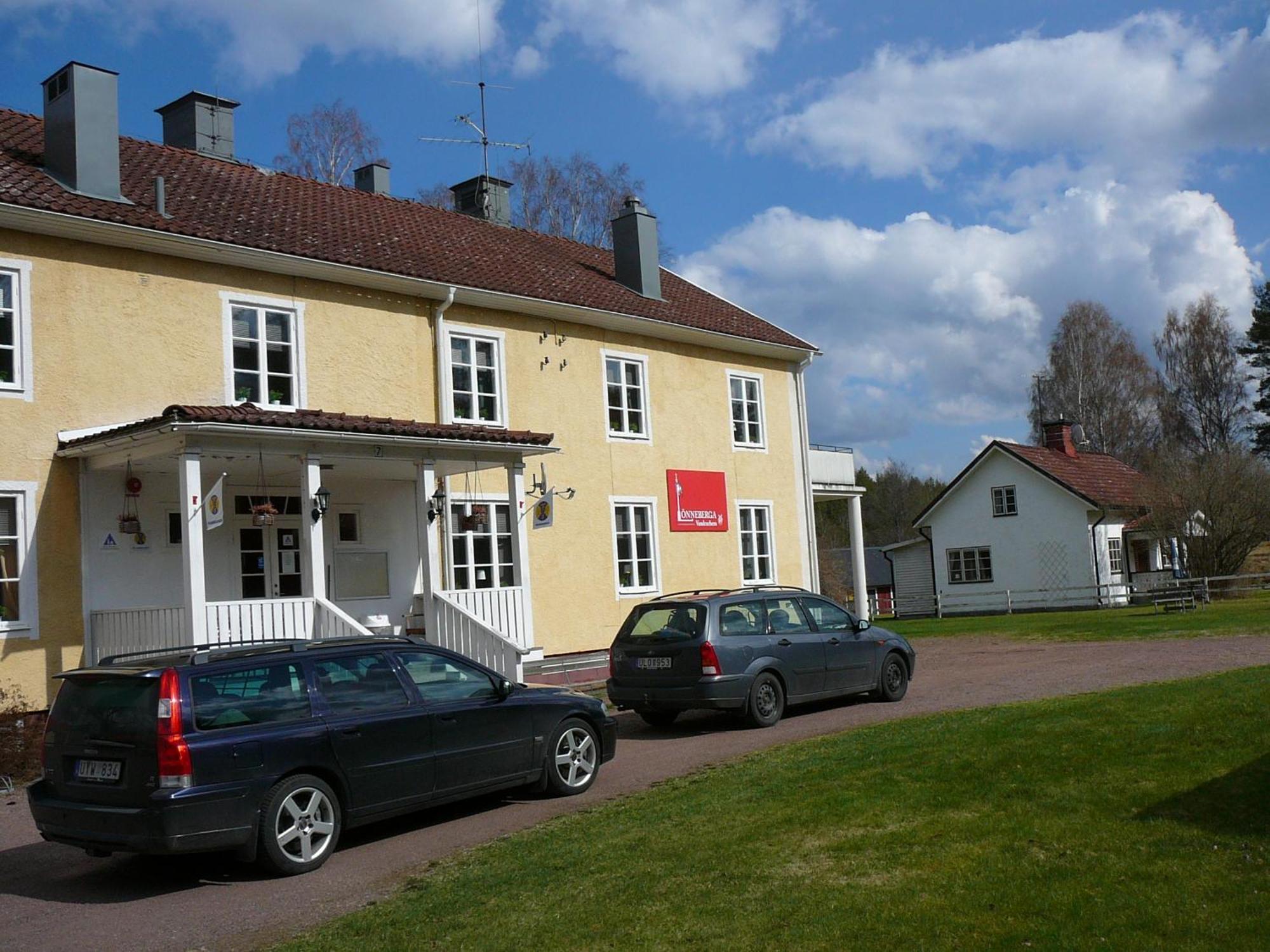 Loenneberga Vandrarhem & Hostel Exterior foto