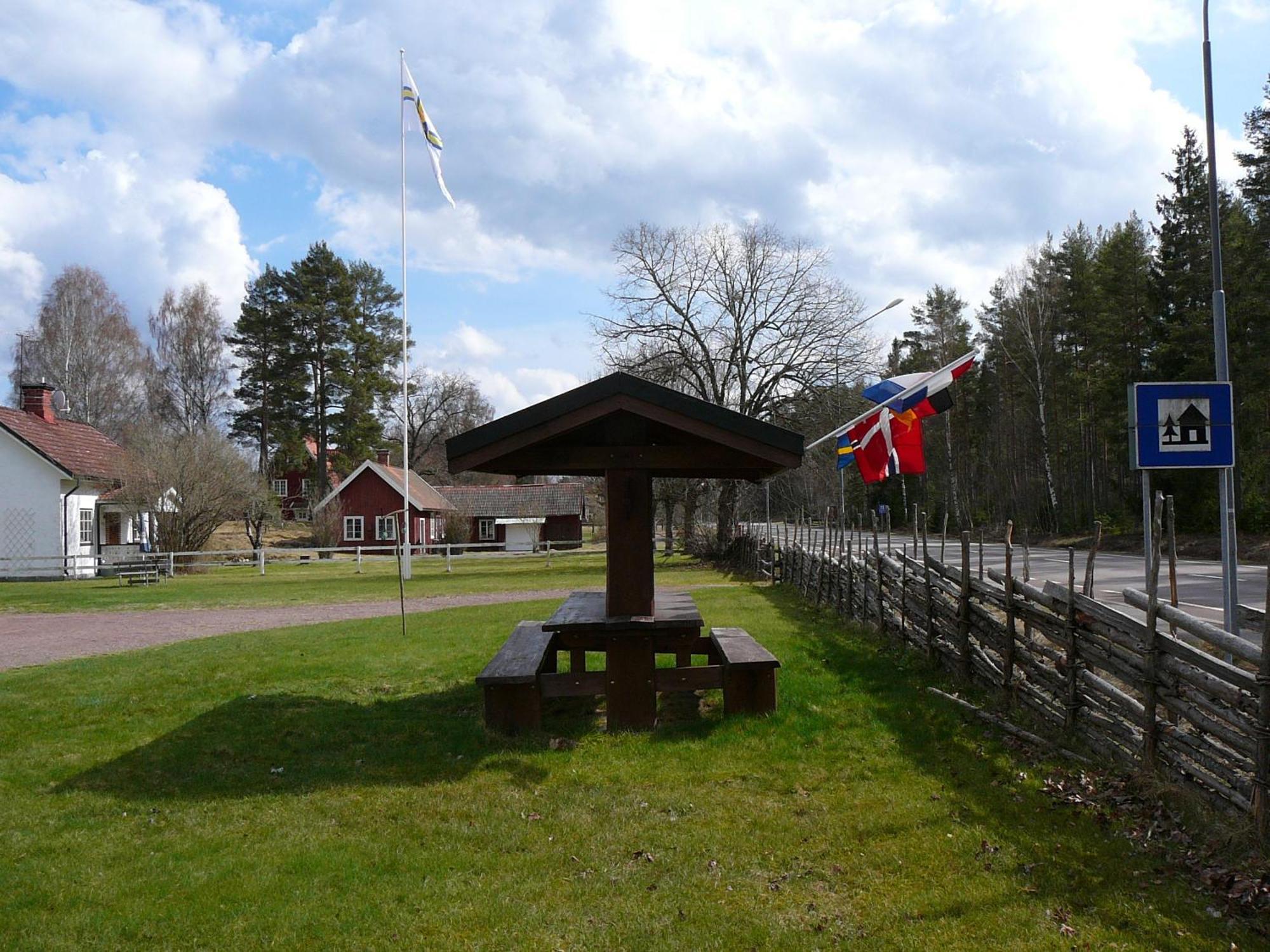 Loenneberga Vandrarhem & Hostel Exterior foto